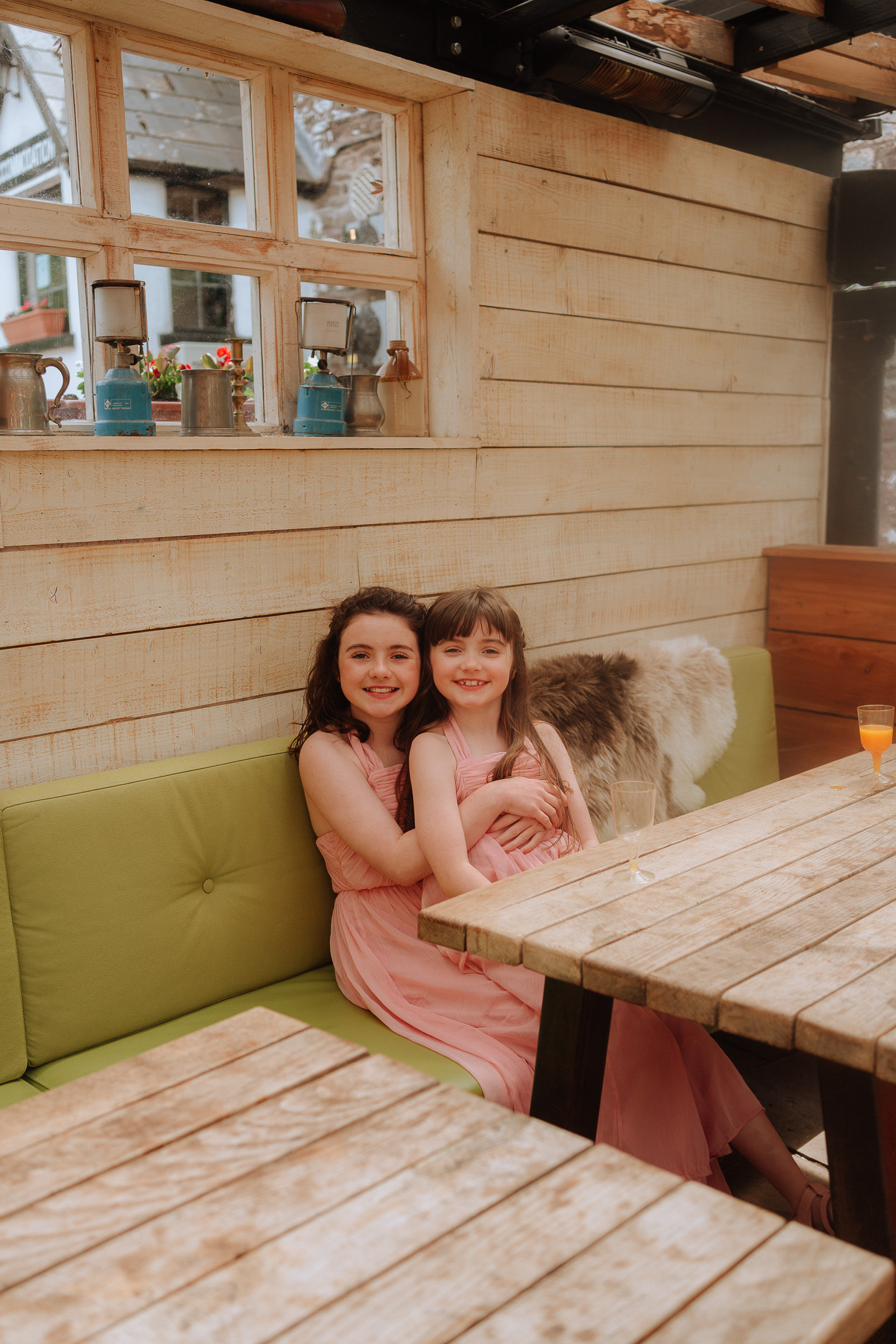 BECKY CHARLIE USK CASTLE WEDDING PHOTOGRAPHY 018 BECKY CHARLIE USK CASTLE WEDDING PHOTOGRAPHY 018